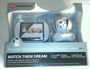 Motorola Digital Video Baby Monitor with 3 5 Inch Color LCD Screen NIB