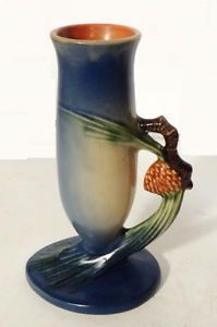 Roseville Art Pottery Pine Cone Single Handle Blue Bud Vase 479 7 Very Fine