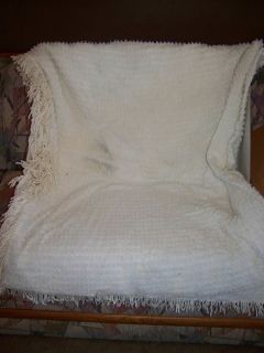 Vintage Chenille Bedspread Fluffy Small Oval Pops Excellent
