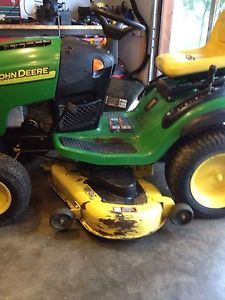 John Deere L120 Riding Lawn Mower or Lawn Tractor