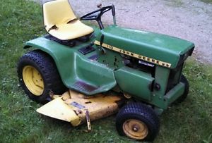 John Deere 110 Lawn Tractor Mower