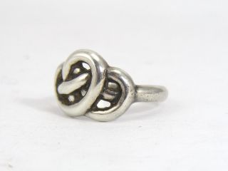 Vintage Solid Sterling Silver Celtic Love Knot Ring Twisted Front Scottish Irish