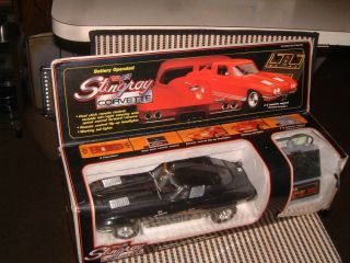 1963 Corvette Stingray Teathered Remote Control Car Made in 1986 by New Bright