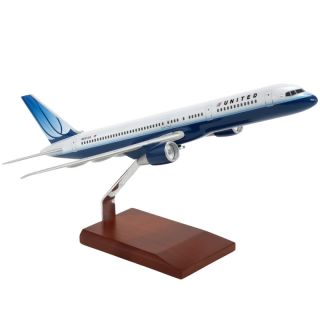 United Airlines 1 100 Boeing 757 200 Desk Top Display US Model Aircraft Airplane