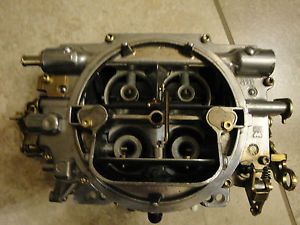 Edelbrock 1404 500CFM Performer Manual Choke Carburetor