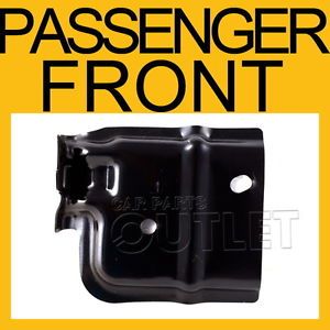 2001 2002 Toyota Corolla Front Bumper Reinforcement Side Mounting Bracket Right