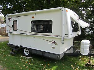 2004 Hi Lo Towlite 17 T camper Travel Camping Trailer RV Expandable Pop Up Popup
