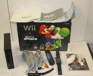 Nintendo Wii Black Game Console Bundle 013964338034