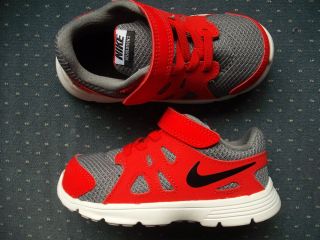 Toddler Boys Nike Sneakers Velcro Closure Gray Red "Revolution 2" Sz 5c