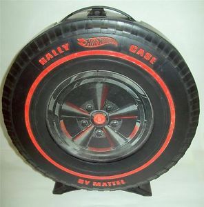 Vintage Mattel Hot Wheels Redline 12 Car Tire Rally Case
