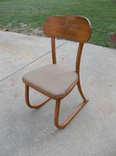 Beautiful Vintage Mid Century Modern Bentwood Side Chair
