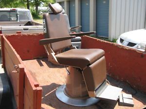 Reliance Hydraulic Brown Leather Exam Chair Barber Tatoo Hairdresser Chair