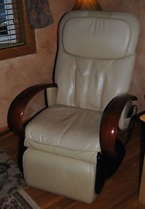HTT 10CRP Robotic Cream Leather Back Neck Calf Leg Foot Massage Chair Recline