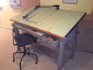 Safco Ranger Steel 4-Post 42W x 30D Small Interior Designer Drafting  Table with Tool Drawer