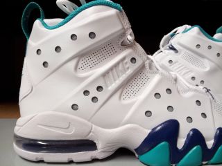 488119 143 Mens Nike Air Max Barkley Royal Blue New Green Basketball Sneakers