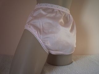 Gorgeous Soft Silky Baby Pink Vintage Style Full Cut All Nylon MIDI Panties M
