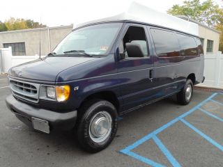 2002 Ford E350 Ext Handicap Van with Wheel Chair Lift 69K 1 Owner 