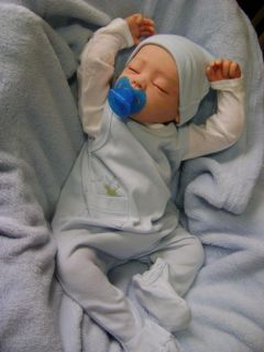 Adorable Newborn Reborn Baby Doll Boy So Retired Lara Sculpt by Linda Murray