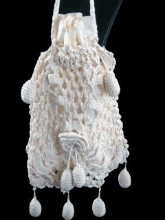 Beautiful Vintage Creamy White Irish Crochet Lace Drawstring Purse