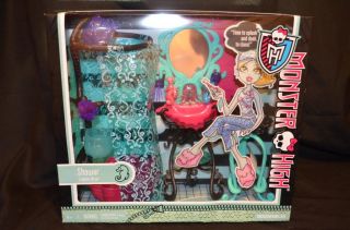 New Mattel Monster High Shower Furniture Accessory Playset for Lagoona Blue Doll