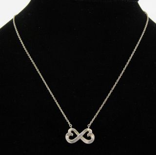 Tiffany Co Paloma Picasso 925 Sterling Silver Infinity Heart Pendant Necklace