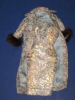 Barbie Vintage 961 Evening Splendour Gold Brocade Sheath Dress Coat Fur Trim