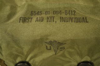 USGI Military Vietnam OD First Aid Kit Medic Pouch w Clips 