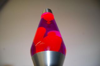 250oz Grande Lava Brand Motion Lamp Purple Liquid w Yellow Lava