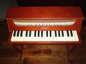 1920s 1930s Jaymar Childrens Piano 37 Key Kids Toy
