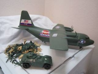Vtg USA Processed Plastic 26" Plastic Green Army Men Hercules C130 Toy Plane Lot