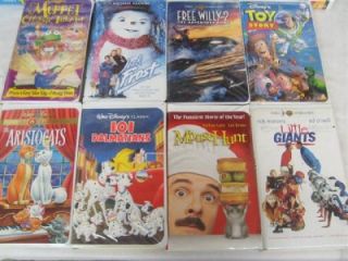 Huge Lot 64 Kids Clamshell VHS Movies Toy Story Aladdin Cinderella Disney Babe