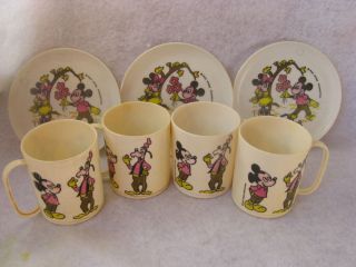Vintage Plastic Mickey Mouse Goofy Dishes Cups Walt Disney Production