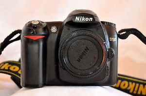 Nikon D50 DSLR Body 2 Batteries Charger SLR Digital Camera Box 6 1MP