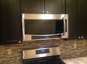 about Samsung Stainless Steel Over The Range Microwave Oven SMH2117S