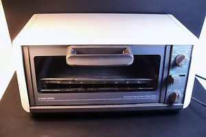 Black & Decker SpaceMaker 4-Slice Digital Toaster Oven TROS1000