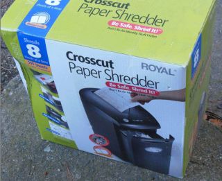 Royal VF880 Cross Cut Paper Shredder in Original Box Used Very Lightly