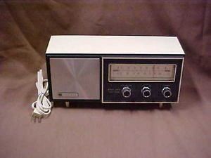 Vintage Panasonic FM Am Solid State Radio Model re 6137 Working