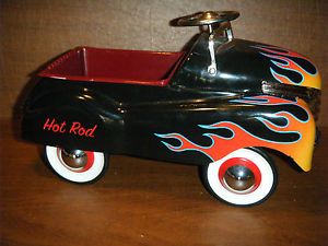 Teleflora Hot Rod Pedal Car 1950s Roadster Replica Metal Planter Flames New