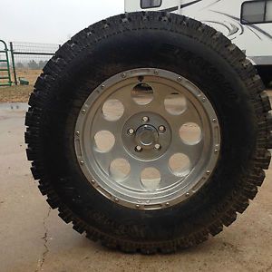 Pro Comp Extreme Mud Terrain Tire on Pro Comp Aluminum Wheel