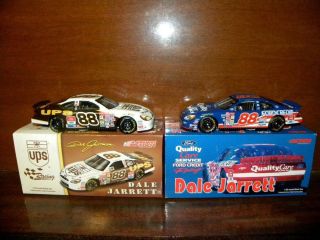 Dale Jarrett 88 UPS Quality Care Ford Taurus Action 1 24 Two Car Diecast Lot
