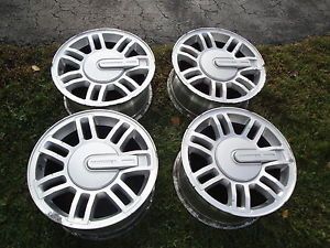 Hummer H3 Aluminum Wheels Set of 4 Used Fits GM Vechiles Great Spare Set