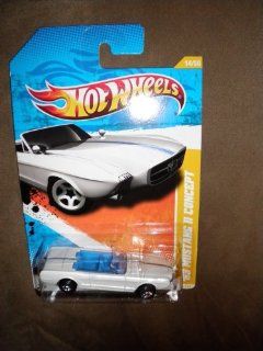 2011 HOT WHEELS NEW MODELS 14/244 WHITE CONVERTIBLE '63 MUSTANG II CONCEPT 14/50 Toys & Games