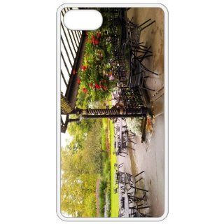 Outside Cafe In Park Image White Apple Iphone 5 Cell Phone Case   Cover Cell Phones & Accessories